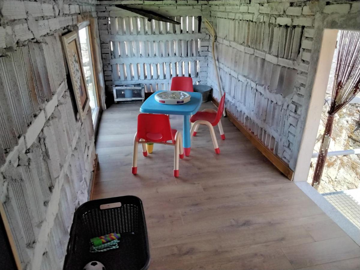 Apartamento Casa A Coruxa San Salvador de Poio Habitación foto
