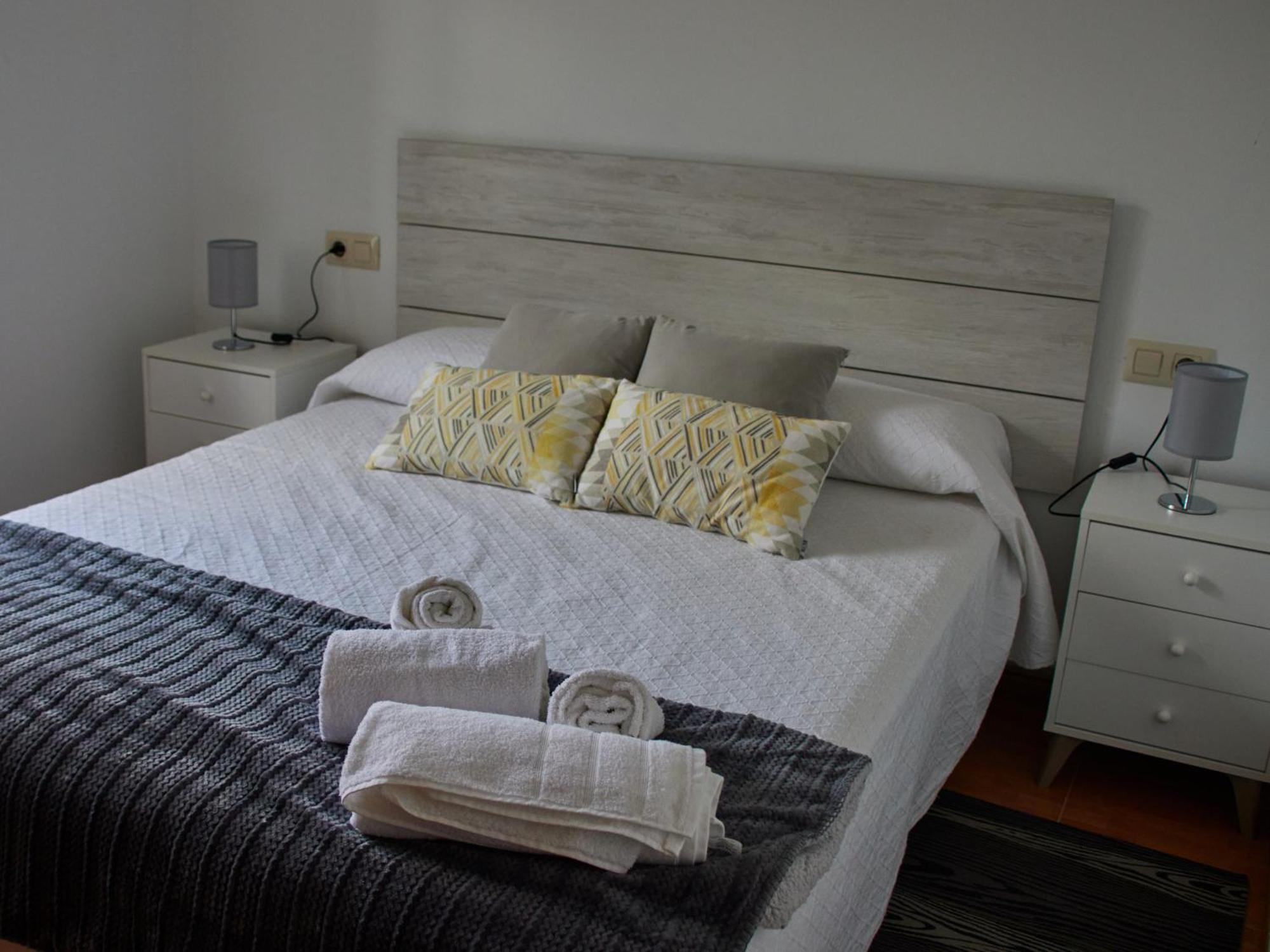 Apartamento Casa A Coruxa San Salvador de Poio Habitación foto